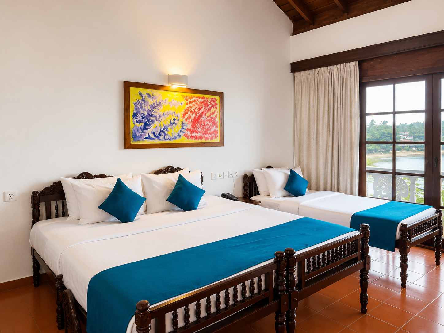 Family Room with Sea View at Closenberg Hotel with double and single bed
