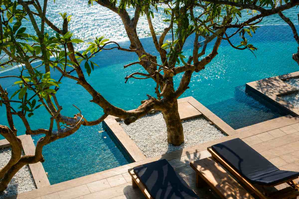 Cliffside infinity pool detail at Closenberg Hotel overlooking the sea